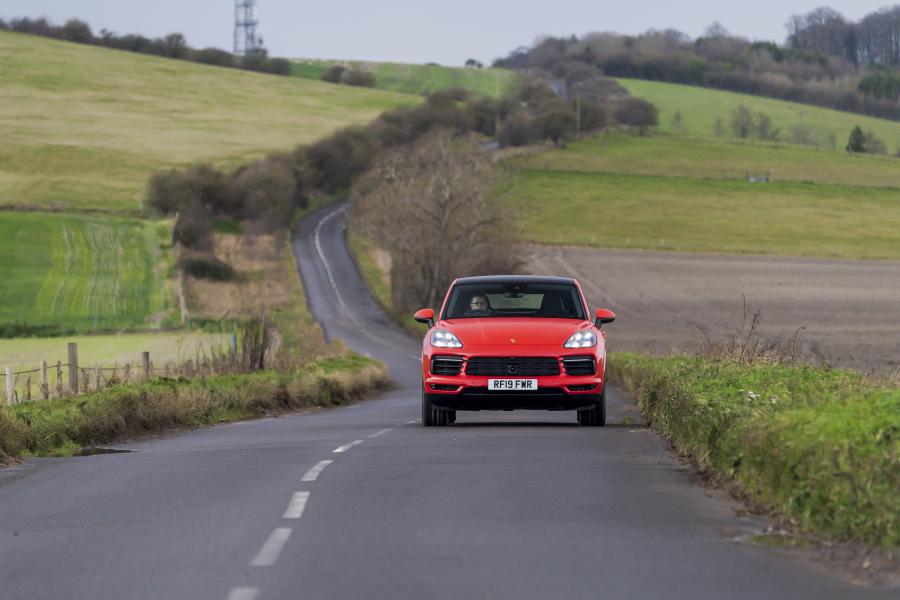  Porsche Cayenne Coupe 2019 года  (UK) (фото 9 из 40)